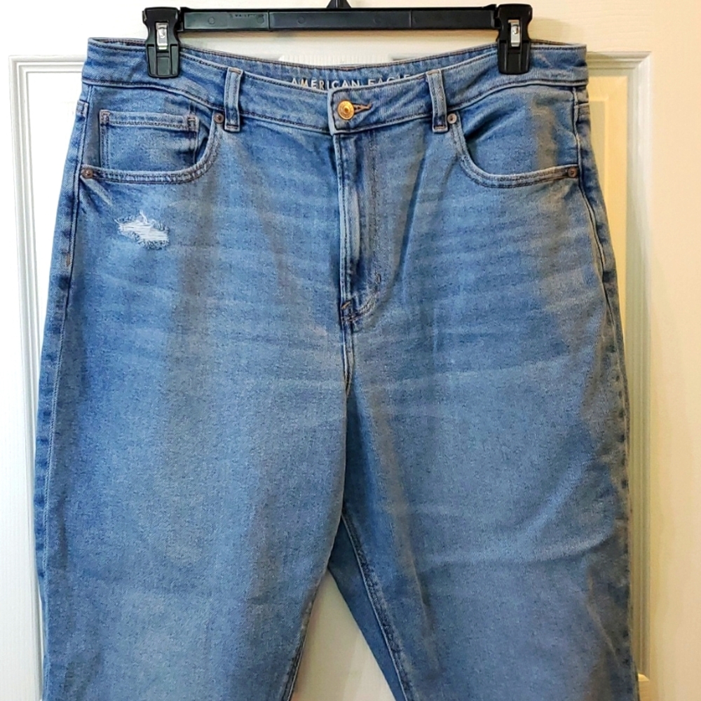American Eagle Mom Jeans size 18